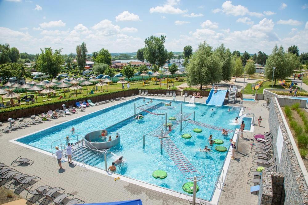 Na Upati Palavy Hotel Horni Vestonice Exterior photo