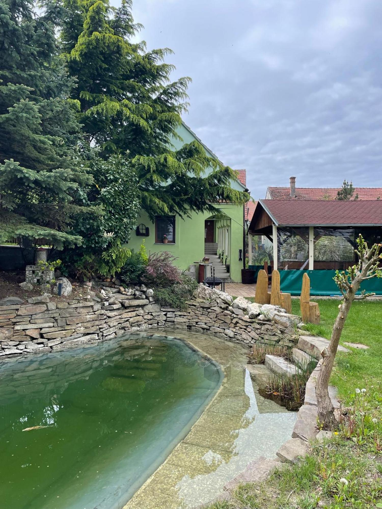 Na Upati Palavy Hotel Horni Vestonice Exterior photo