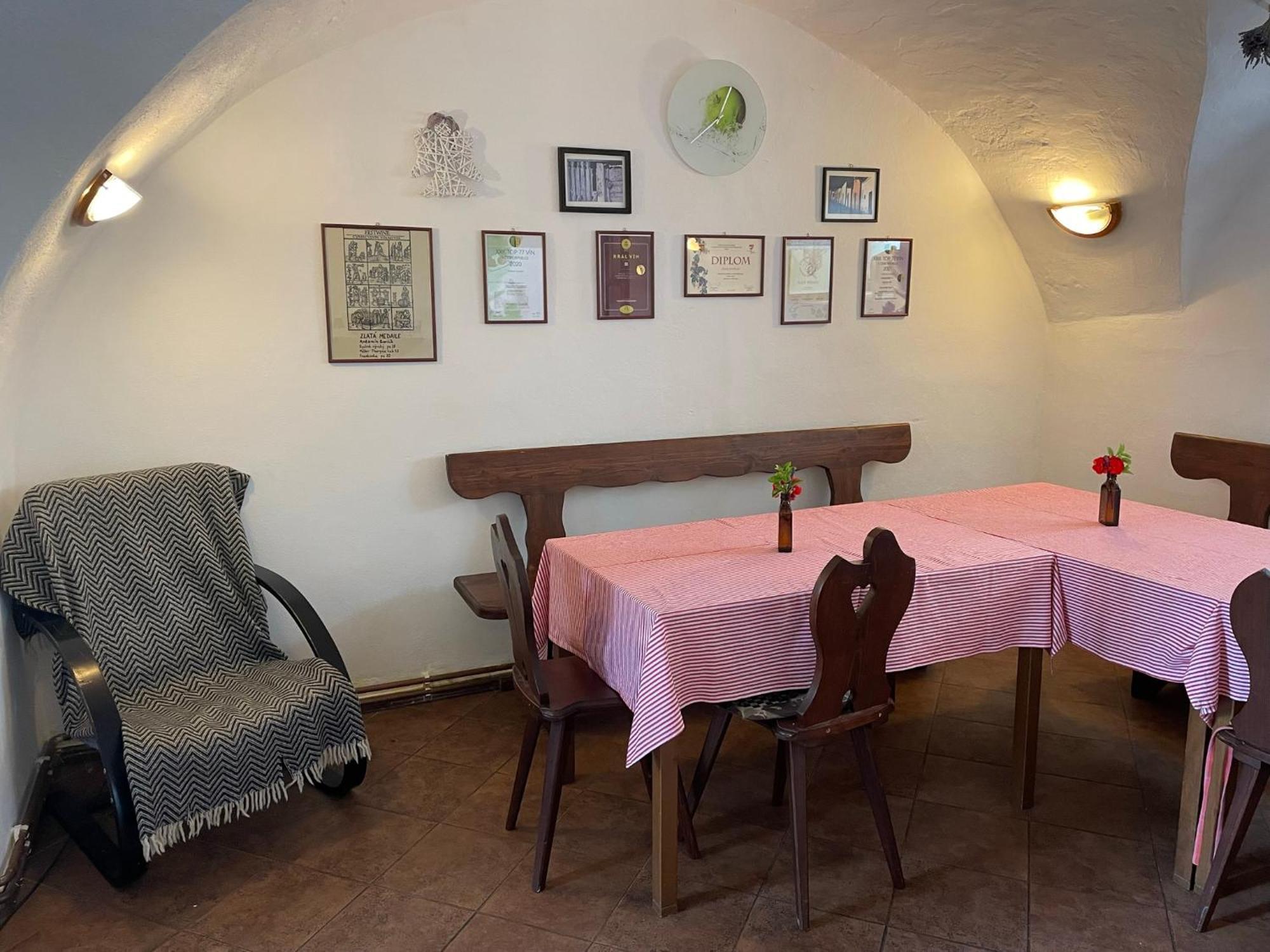Na Upati Palavy Hotel Horni Vestonice Exterior photo